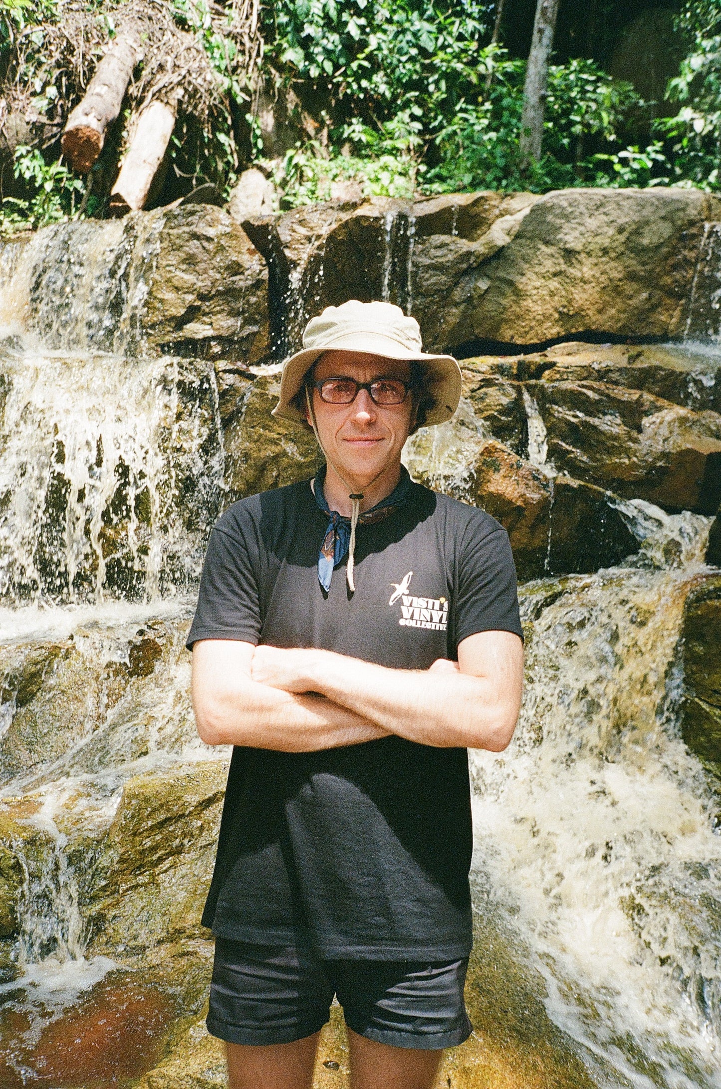 Visti's Vinyl Collective Merchandise T-shirt