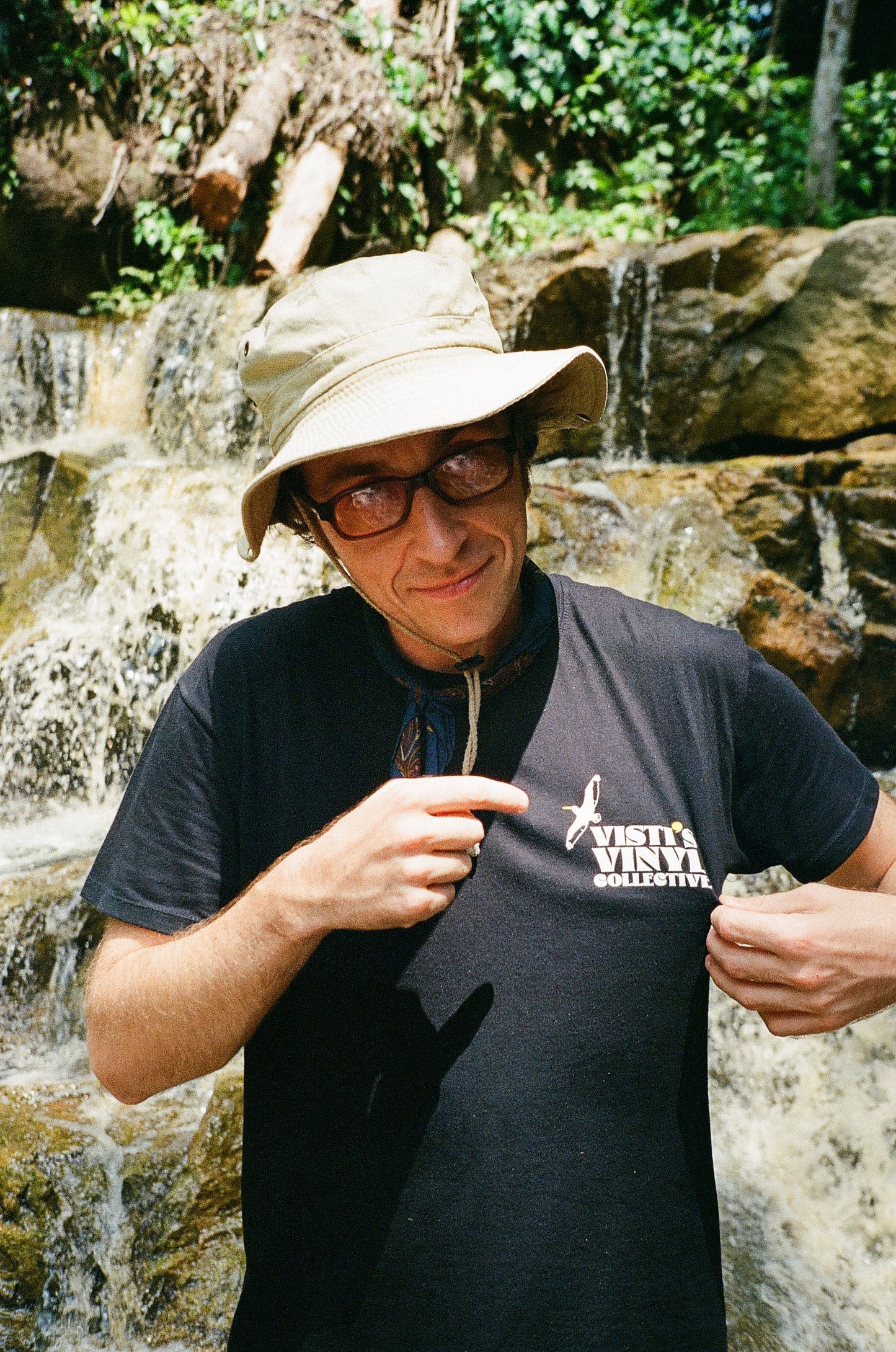 Visti's Vinyl Collective Merchandise T-shirt